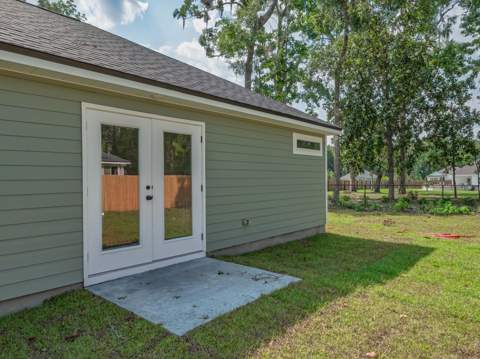 8 Crestwood Drive, Crawfordville FL - photo 6 of 39