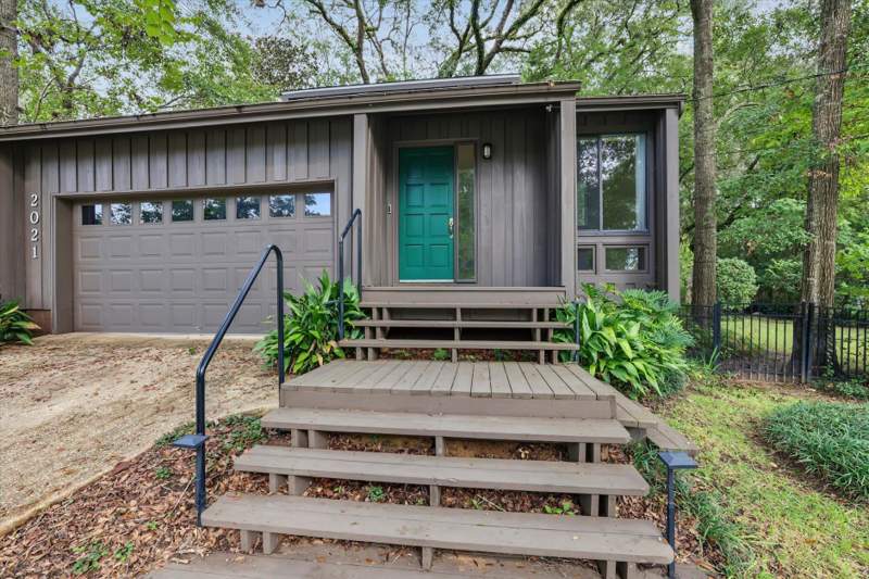 3 bedroom Detached at 2021 Ted Hines Drive, Melody Hills, Tallahassee — photo 2