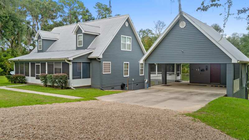 3 bedroom Detached at 636 NE Pineridge Ranch Road, Pineridge Ranch, Madison — photo 1