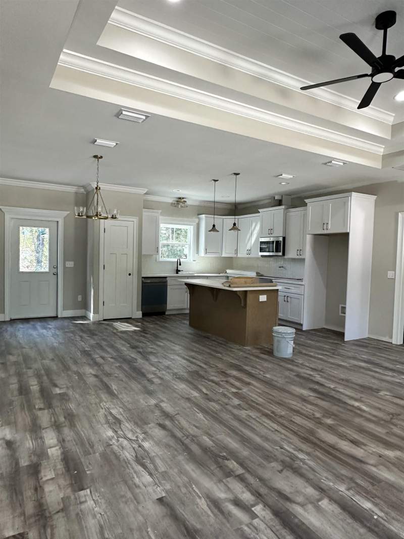3 bedroom Detached at 10380 Crystalline Court, Natural Wells, Tallahassee — photo 3
