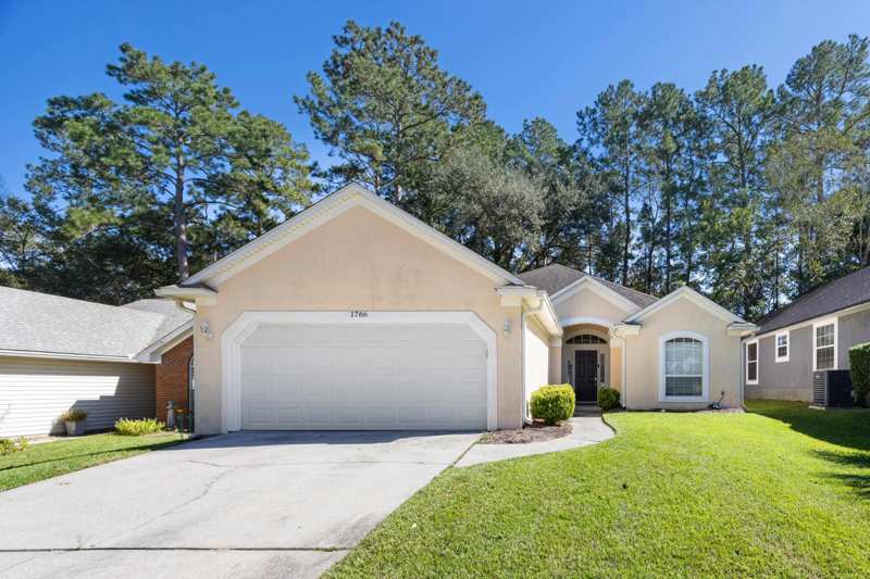 3 bedroom Detached at 1766 Newman Lane, The Glen at Golden Eagle, Tallahassee — photo 1