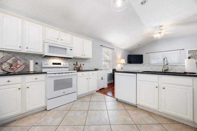 3 bedroom Detached at 1766 Newman Lane, The Glen at Golden Eagle, Tallahassee — photo 5