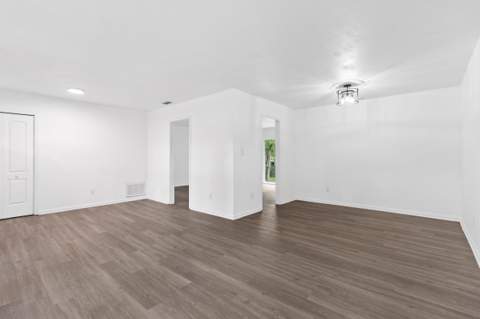 2421 Lola Drive, Tallahassee FL - photo 10 of 42