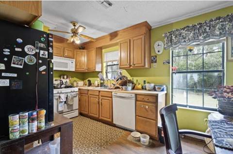 213 SW Valentine Avenue, Madison FL - photo 11 of 50