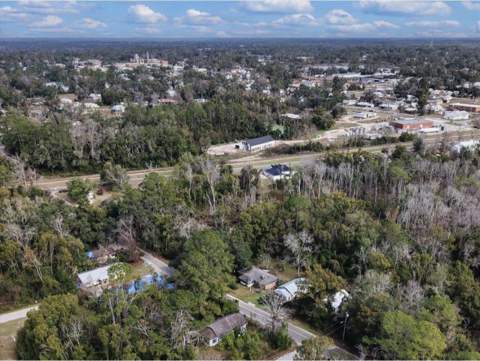 213 SW Valentine Avenue, Madison FL - photo 9 of 50