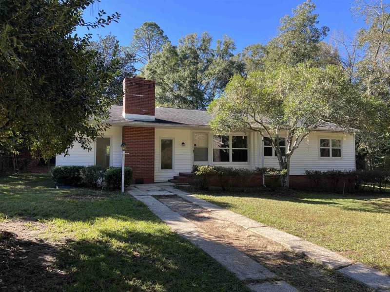 3 bedroom Detached at 1835 W Washington Street, Marcus L. Floyd Farm Lands, Quincy — photo 1