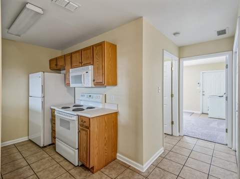 2738 W Tharpe Streets, Tallahassee FL - photo 10 of 45
