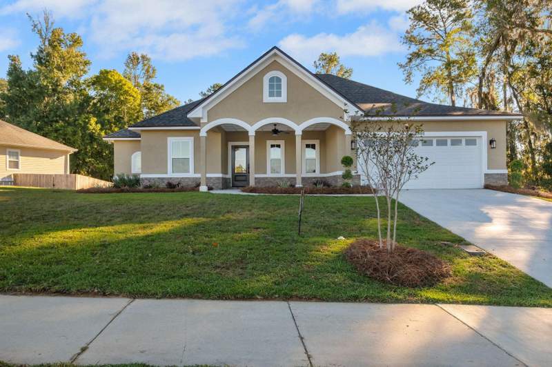 4 bedroom Detached at 2801 Summer Sands Court, Summer Lake, Tallahassee — photo 2