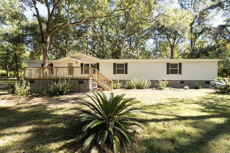 4 bedroom ManufacturedHome at 629 Smokehouse Farms Drive, Smokehouse Farms Ph1 / 00520, Greenville — photo 1