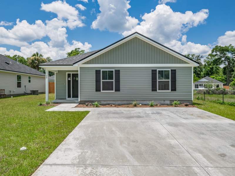 3 bedroom Detached at 99 Summer Brooke Lane, Wakulla Gardens, Crawfordville — photo 2