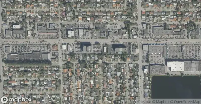 Palm Ave GardensCondos for Sale in Hialeah, FL