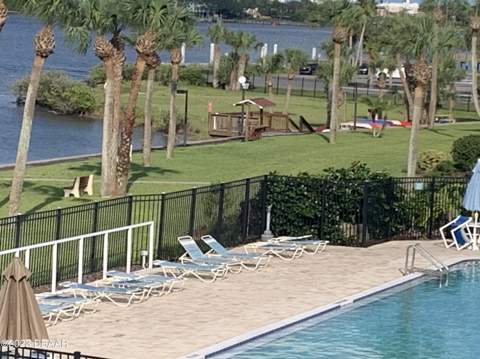 715 S Beach Street #306D, Daytona Beach FL - photo 8 of 39