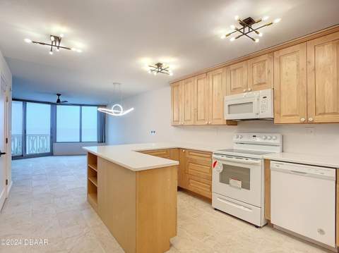 1133 Ocean Shore Boulevard #202, Ormond Beach FL - photo 6 of 26