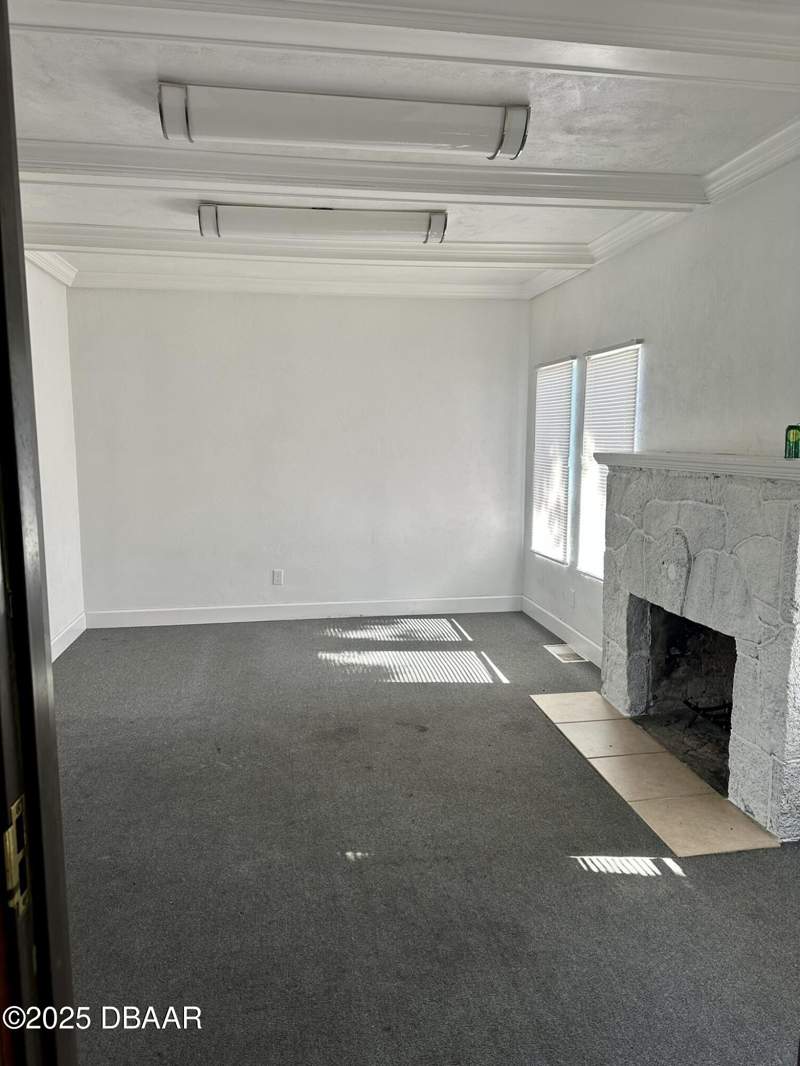 3 bedroom Single Family Residence at 943 S Ridgewood Avenue, Rowladers, Daytona Beach — photo 5