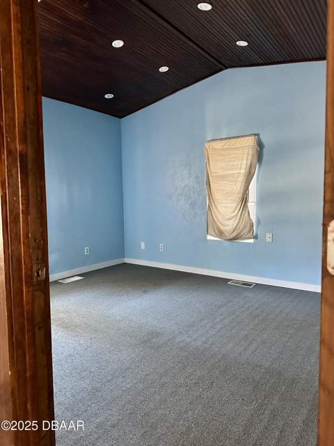 943 S Ridgewood Avenue, Daytona Beach FL - photo 8 of 13