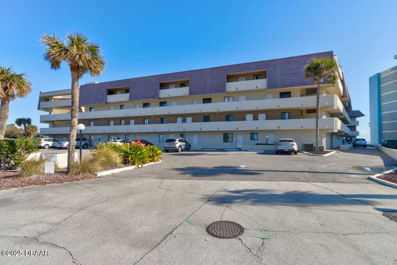 2 bedroom Condominium at 935 Ocean Shore Boulevard #2120, Bent Palm Club Condo Assn, Ormond Beach — photo 1