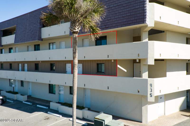 2 bedroom Condominium at 935 Ocean Shore Boulevard #2120, Bent Palm Club Condo Assn, Ormond Beach — photo 4