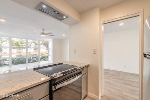1224 S Peninsula Drive #222, Daytona Beach FL - photo 8 of 40