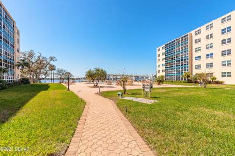 1224 S Peninsula Drive #222, Daytona Beach FL - photo 24 of 40