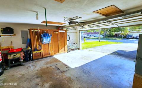 1659 E Shangri La Drive, Daytona Beach FL - photo 9 of 29