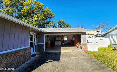 1659 E Shangri La Drive, Daytona Beach FL - photo 24 of 29