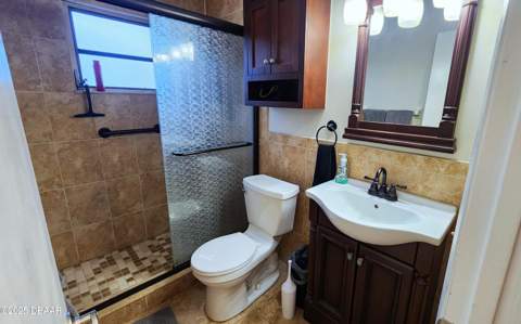1659 E Shangri La Drive, Daytona Beach FL - photo 23 of 29