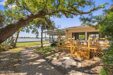 2260 John Anderson Drive, Ormond Beach FL - photo 8 of 79