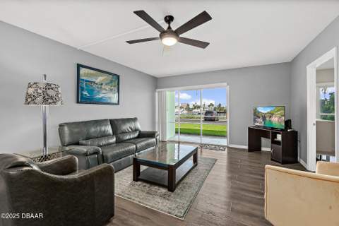 715 S Beach Street #114D, Daytona Beach FL - photo 15 of 42