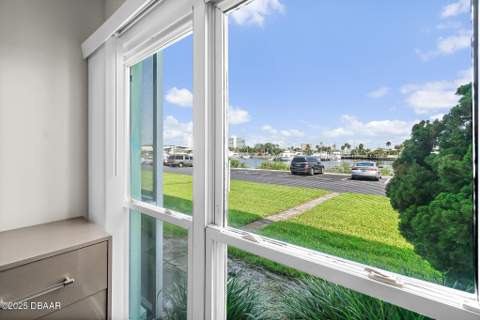 715 S Beach Street #114D, Daytona Beach FL - photo 24 of 42