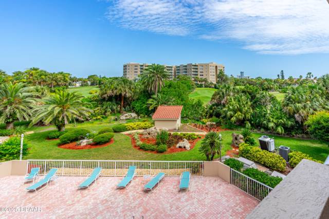 Oceans Cloverleaf Condo