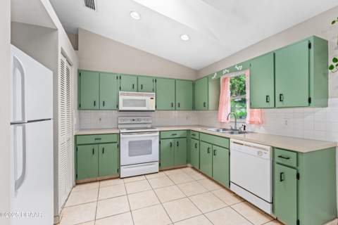 1178 Lavonne Drive, Daytona Beach FL - photo 20 of 38