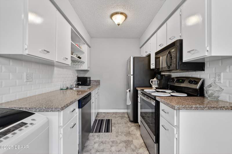 2 bedroom Condominium at 840 Center Avenue #390, Holly Square Condo, Holly Hill — photo 5