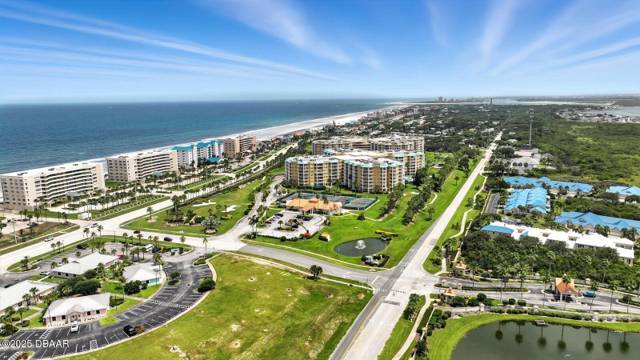 Rivers Edge At Harbour Village Condo