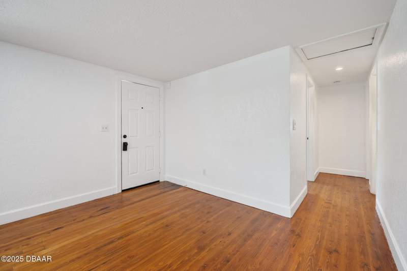 2 bedroom Single Family Residence at 1636 Valencia Avenue, Highland Park, Daytona Beach — photo 5