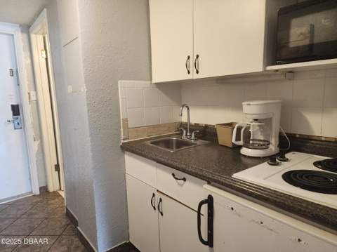 2301 S Atlantic Avenue #520, Daytona Beach FL - photo 24 of 33