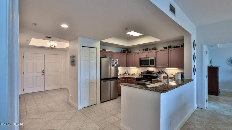 2 bedroom Condominium at 2 Oceans West Boulevard #502, Oceans Grand Condo, Daytona Beach — photo 5