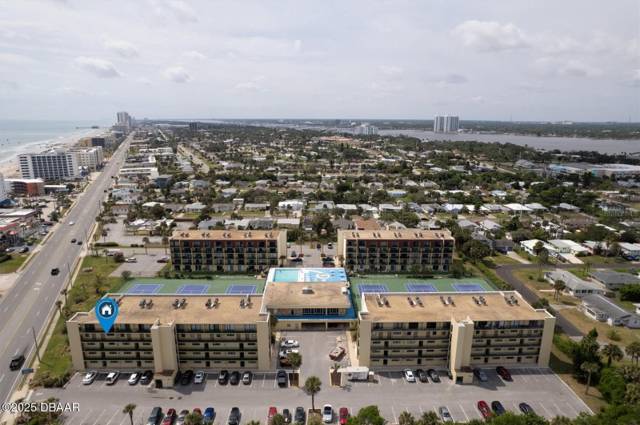 Vantage Pointe Pool Racquet Club