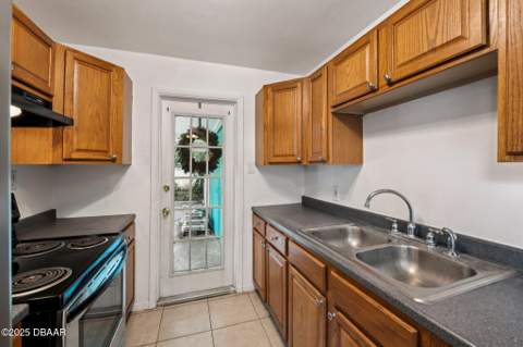 911 Shady Park Terrace, Daytona Beach FL - photo 9 of 29