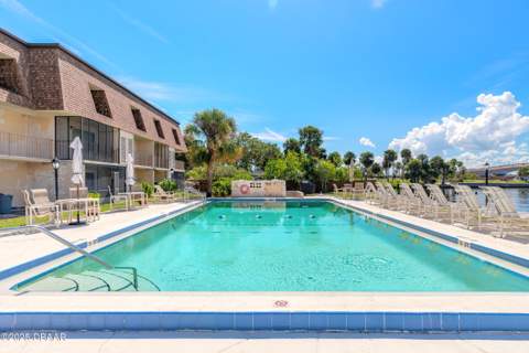144 S Halifax Avenue #27, Daytona Beach FL - photo 8 of 41