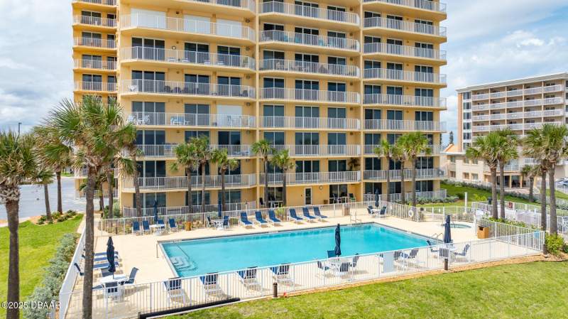 3 bedroom Condominium at 3145 S Atlantic Avenue #405, St. Croix, A Condo, The, Daytona Beach Shores — photo 4