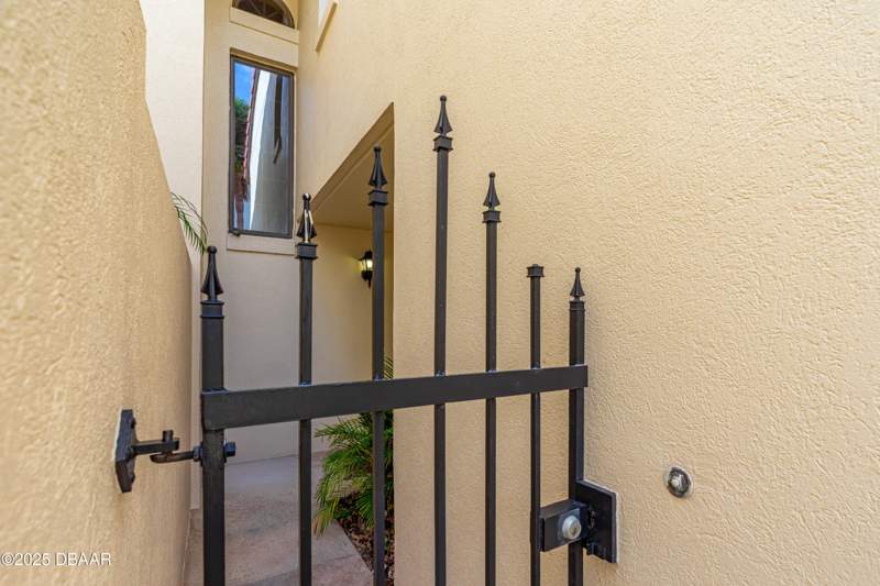 3 bedroom Townhouse at 2966 Oceans Trace, Townhomes At Oceans, Daytona Beach — photo 2