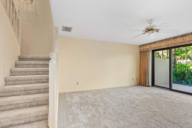 3 bedroom Townhouse at 2966 Oceans Trace, Townhomes At Oceans, Daytona Beach — photo 4