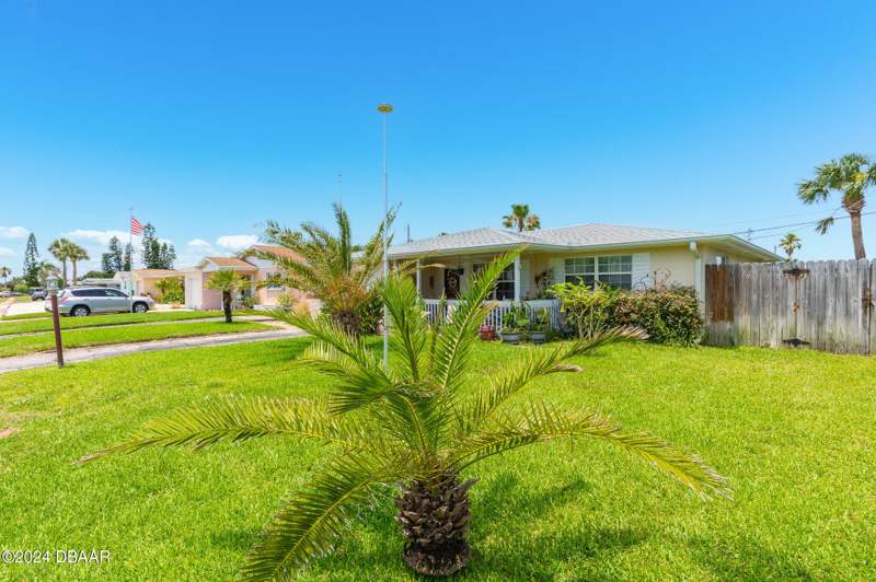 2 bedroom Single Family Residence at 115 Longwood Drive, Brendale Heights, Ormond Beach — photo 2