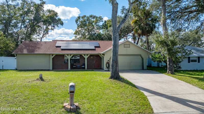 4 bedroom Single Family Residence at 800 W River Oak Drive, Ormond Terrace, Ormond Beach — photo 1