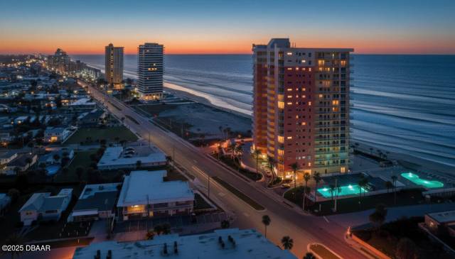 Island Crowne Condo