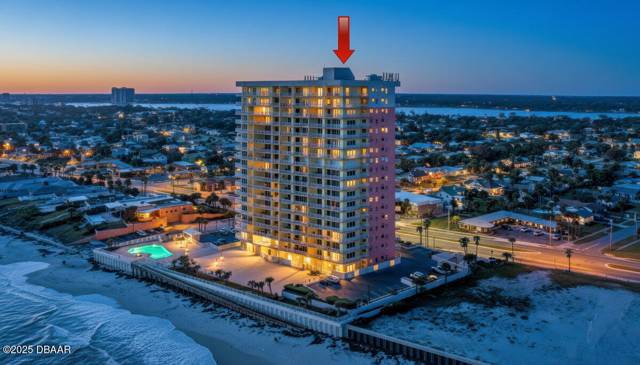 Island Crowne Condo