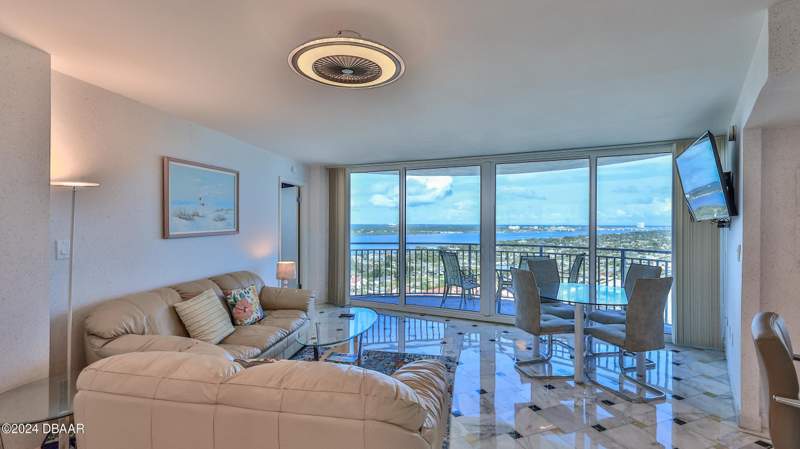 2 bedroom Condominium at 2625 S Atlantic Avenue #24NW, Peck Plaza Condo, Daytona Beach — photo 4