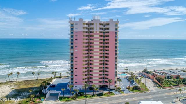 Island Crowne Condo