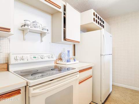 395 S Atlantic Avenue #305, Ormond Beach FL - photo 19 of 55