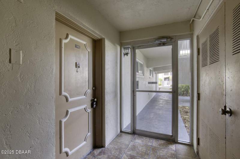 1 bedroom Condominium at 2711 N Halifax Avenue #196, Riverside Condo, Daytona Beach — photo 4
